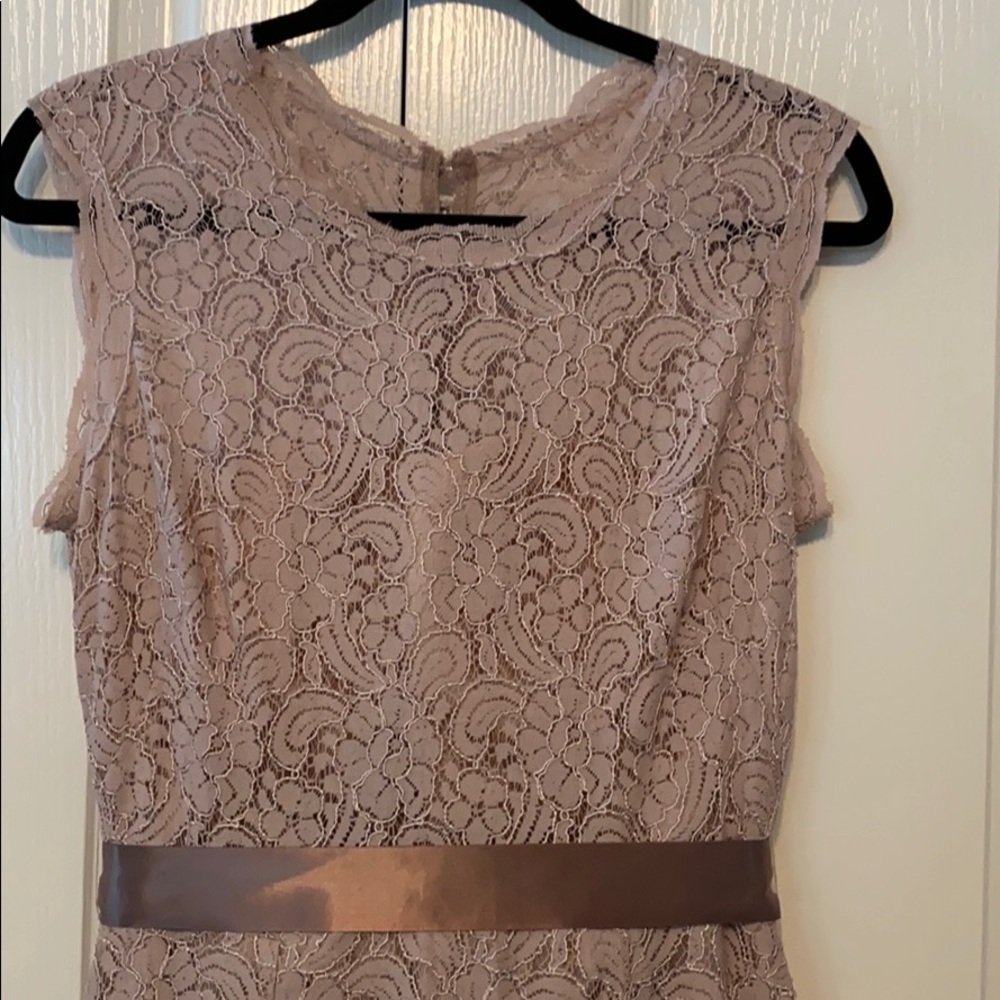 Watters & Watters Lace Formal dress size 8